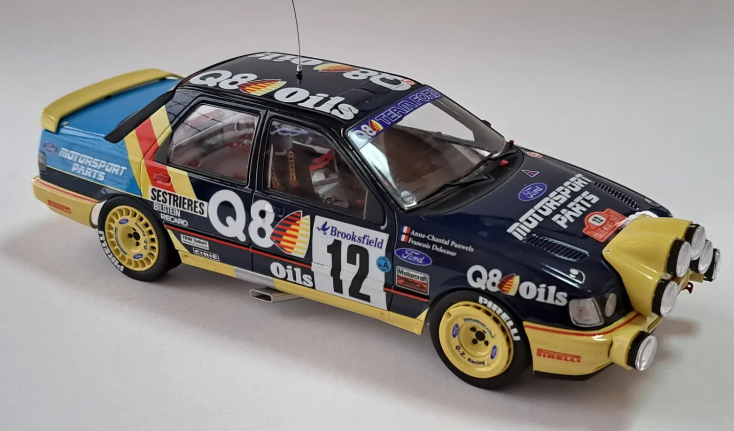 Plastikbausatz :: Auto Bausatz :: Ford Sierra Cosworth 4x4 Rally Monte  Carlo 1991